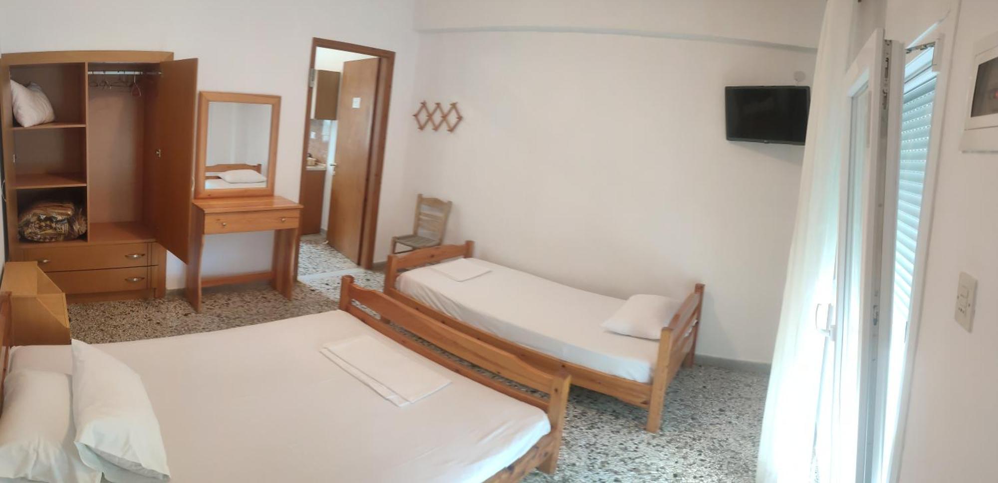 Michalos Apartments Paralía Skotínis Bagian luar foto